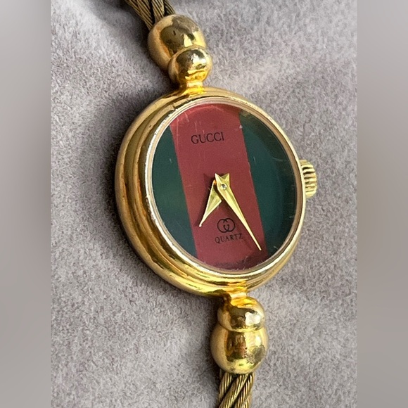 Gucci Rope Bangle Sherry Line Watch 2047. 1L - Picture 4 of 15